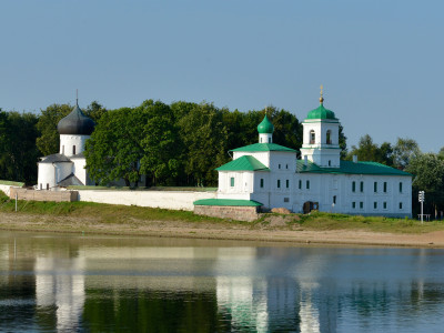Спасо-Преображенский Мирожский монастырь.